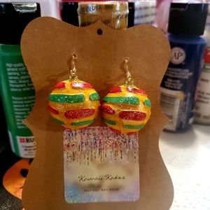 Christmas concha earrings